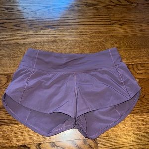 Rare lululemon speed up 2.5 shorts
